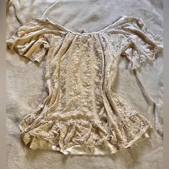 Cream Lace Babydoll Top 🍰 - Picture 4 of 6